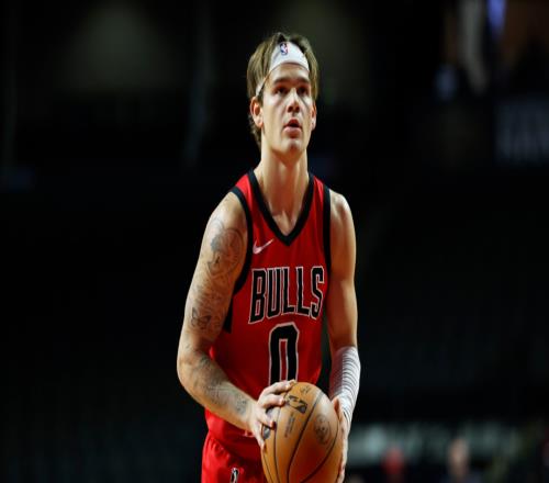 單場54+7+10！麥克朗為何打不了NBA