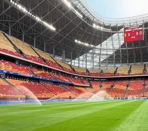 劉建業(yè)贊龍興球場：很遺憾球員時期沒在這么好的球場踢場中超