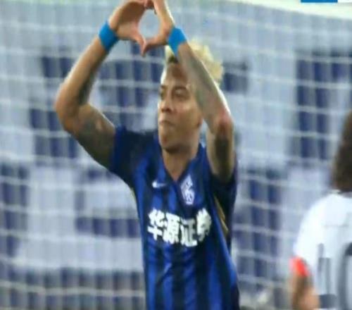 武漢三鎮(zhèn)賽季首球！卡迪斯超級世界波，標(biāo)王打出身價(jià)，媒體人點(diǎn)贊