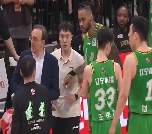 遼寧男籃逆轉(zhuǎn)山西，鄢手騏16分攻防出色，李曉旭12+6迪亞洛25+10