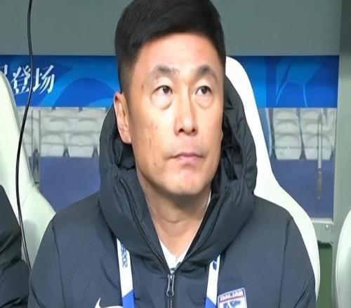 昔日國足希望星一場比賽低迷就被主帥拿下直接進(jìn)不了中超大名單