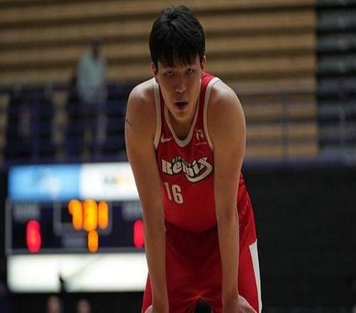 楊瀚森16分13板2助1帽混音不敵圣迭戈快船