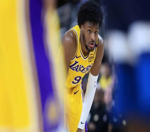 打臉質疑！場均15.5分+躋身180俱樂部，布朗尼不靠爹靠實力