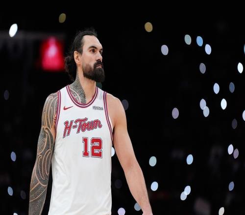 37分鐘砍13+18！火箭老將太穩(wěn)，該重啟3中鋒戰(zhàn)術找回內(nèi)線優(yōu)勢