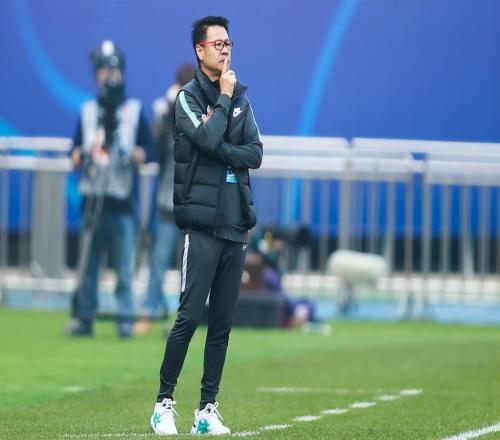 撿到寶！他加盟上港四年就為俱樂部拿到四座冠軍獎(jiǎng)杯，贏得認(rèn)可