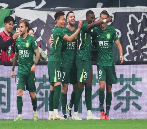 京魯大戰(zhàn)今天上演泰山要歸零國安求轉(zhuǎn)正4.8萬球迷見證復仇對決