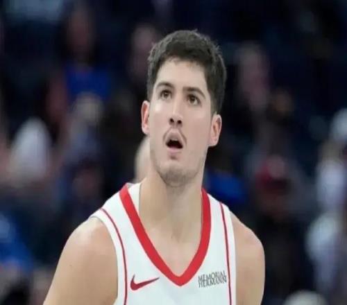 狂输66分！申京成火箭漏洞，美媒晒防守数据，谢泼德确实被冤枉了