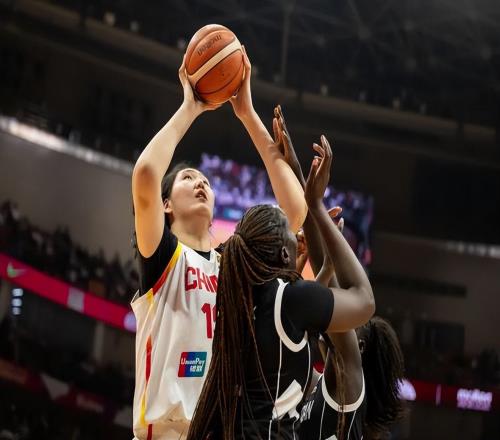 失望！女籃所有人都得分，唯她得0分，球迷：世界杯正賽別帶她了