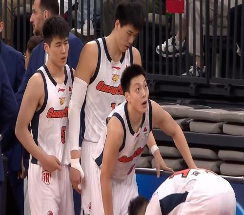 恭喜杜鋒！廣東最強(qiáng)“王牌”正式到位，陳家政慘遭棄用！