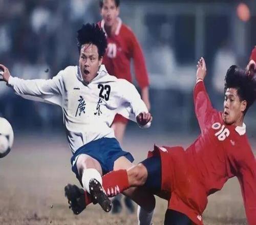 中國(guó)足球，以粵“先行”