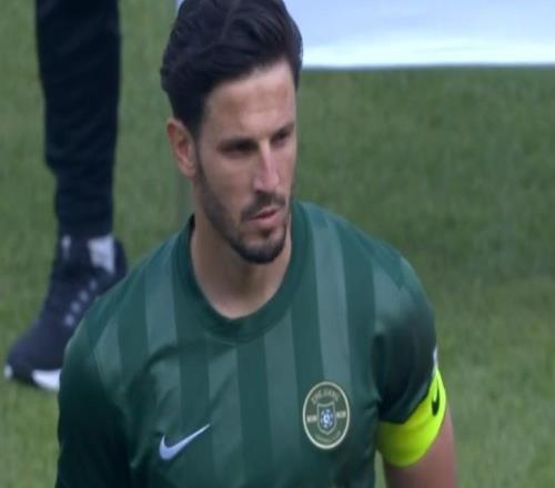 里程碑，卢卡斯完成代表浙江队中超第100次出场