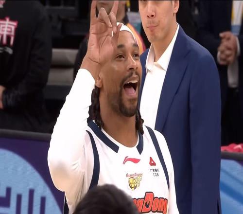 終于來(lái)了！廣東隊(duì)官宣崔永熙首秀打遼寧，杜鋒被逼放棄國(guó)青得分王