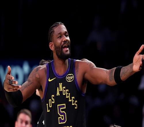 難得打出20+10的數(shù)據(jù)，湖人先發(fā)中鋒的狀態(tài)突然有了顯著的提升