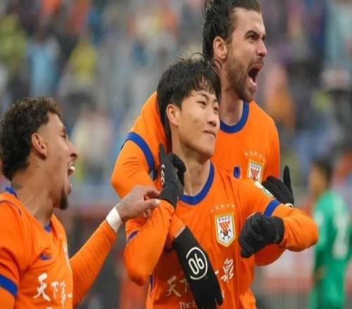 一傳一射，克雷桑主導(dǎo)京魯大戰(zhàn)，泰山兩連勝，積分成功清零