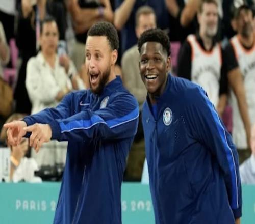 愛德華茲：庫里是最偉大的控衛(wèi)，他是我的好兄弟我愛他