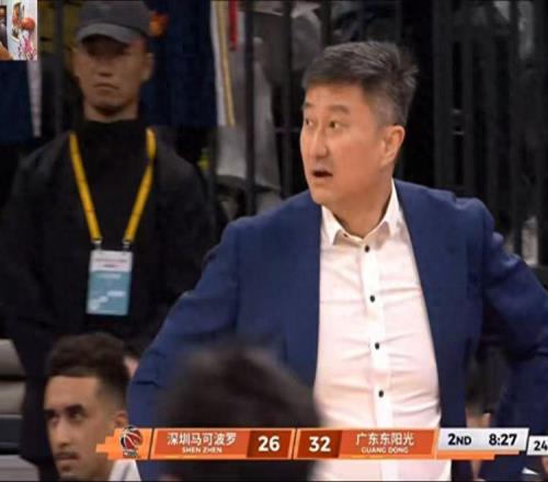 險遭逆轉(zhuǎn)，媒體人怒批杜鋒用人：他不是提前5犯離場，宏遠(yuǎn)贏不了