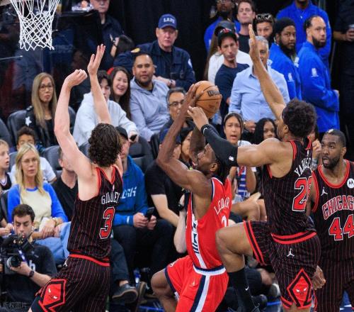 隊(duì)史第一！小卡得分創(chuàng)紀(jì)錄！馬瑟林打爆公牛，大洛給力！基迪三雙