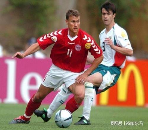 20歲系統(tǒng)訓(xùn)練，22歲差點退役，29歲拿金靴，錯失德甲冠軍一生痛