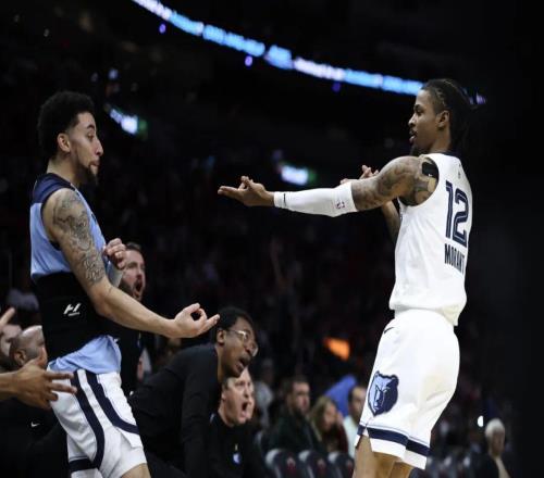 又躺一個(gè)！腳趾籽骨切除+賽季報(bào)銷，被傷病毀掉的NBA星二代