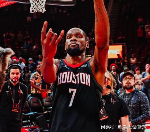 火箭107105鵜鶘！阿門(mén)2點(diǎn)該夸，烏度卡躲過(guò)一劫，杜蘭特把話挑明