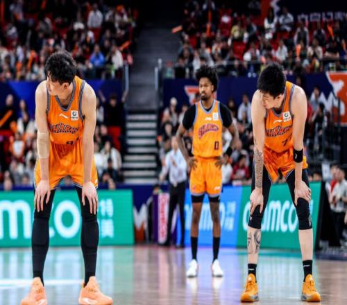 CBA排名又亂了！上海殺回第一，廣東雙殺深圳，遼寧4連勝卷土重來