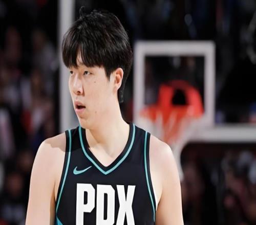 韓喬生：我真服了開(kāi)拓者教練的安排，不給新秀練想不明白圖啥