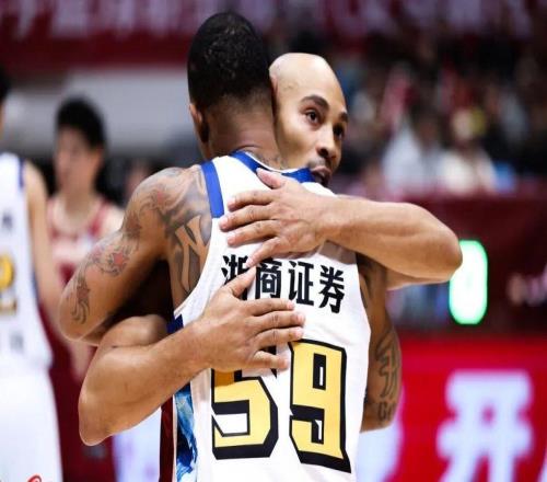 胡金秋升至CBA歷史籃板榜第八位！浙江浙商證券客場加時惜敗