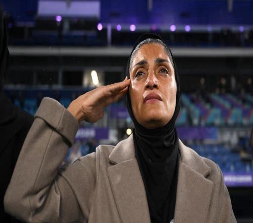 足壇一夜動(dòng)態(tài)：伊朗足協(xié)主席批評(píng)特朗普伊朗女足主帥怒斥電視臺(tái)