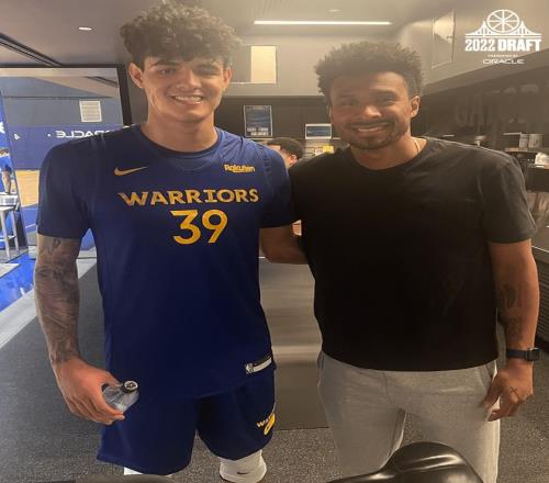 NBA唯一巴西人，增重20KG頂內(nèi)線