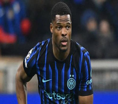 時隔124天，鄧弗里斯再次代表國米在正式比賽中首發(fā)