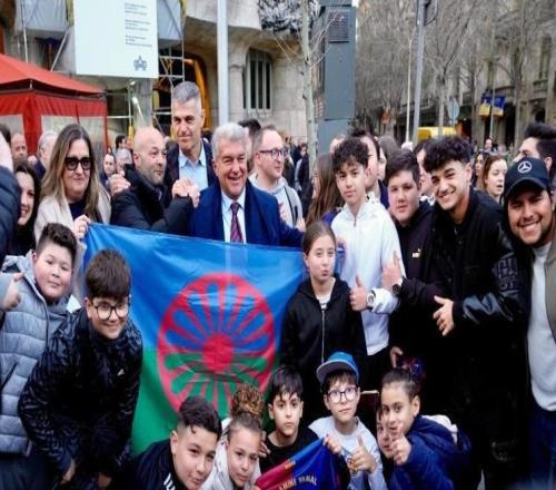 拉波爾塔：豐特先利用阿萊馬尼又搞哈蘭德鬧劇，他不配當(dāng)主席