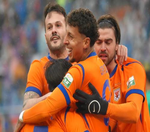 中超最新積分戰(zhàn)報：北京國安倒下，升班馬登頂，申花排名倒數(shù)第3