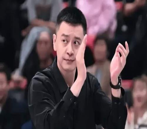 比楊鳴好用！烏戈接手遼寧男籃后，斬獲6勝1負(fù)，用人調(diào)整恰到好處