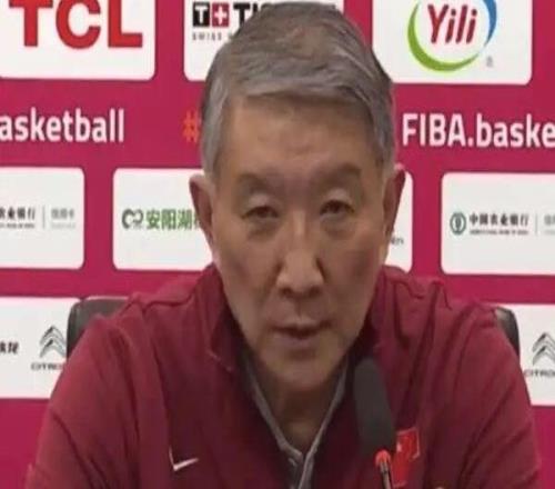 宮魯鳴：打完比利時我們也在學(xué)習(xí)分享球，但強調(diào)多了就會