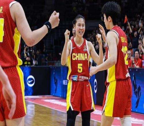 女籃世預賽王思雨再次挺身而出，中國女籃贏得世界杯入場券