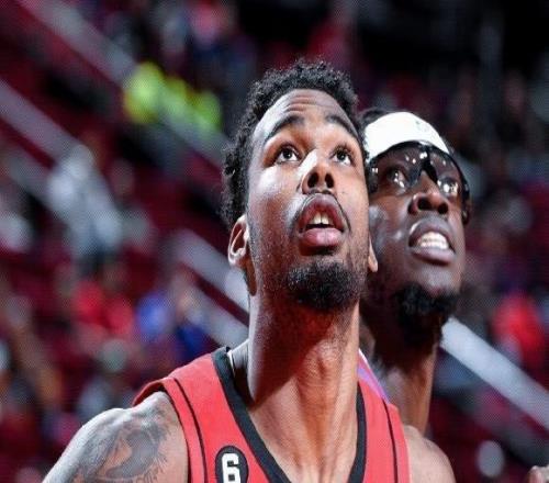 19分鐘11中2！火箭有喜有憂，烏度卡暫棄伊森拒絕1億合同太草率