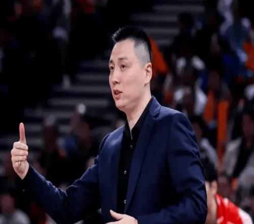 勝四川發(fā)布會(huì)！盧偉直指全隊(duì)命中率高，袁堂文致謝四川的培養(yǎng)！