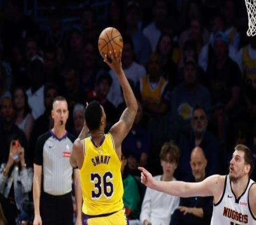 正負(fù)值斷層領(lǐng)跑全隊(duì)！湖人1100萬(wàn)撿漏斯馬特真香