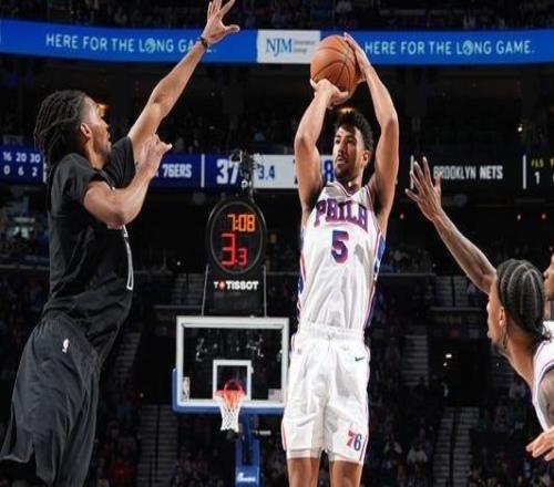 格里姆斯28+8埃奇庫姆16+776人主場(chǎng)力克籃網(wǎng)