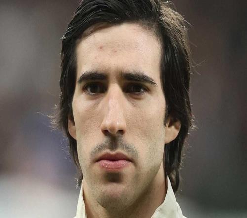 纽卡官方：托纳利因病缺席今日与切尔西的比赛