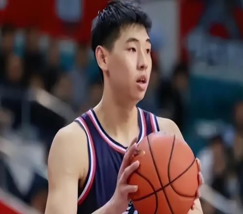 央視5+3月15日直播CBA常規(guī)賽時間表：直播遼粵大戰(zhàn)，崔永熙復(fù)出