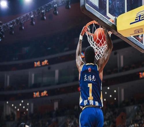 崔永熙首秀2分、本土球員共18分、杜鋒無奈攤手！廣東7389遼寧