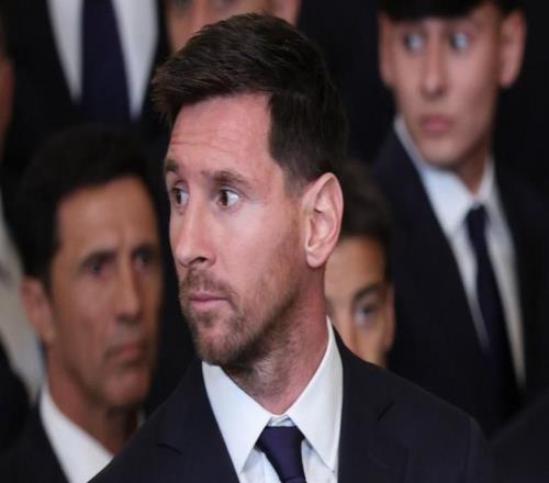 每體：巴薩主席候選人親信為拉攏梅西狂發(fā)信息，全部石沉大海