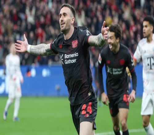 德甲領(lǐng)頭羊翻車：兩人被罰下，凱恩進(jìn)球被吹，迪亞斯進(jìn)球+紅牌