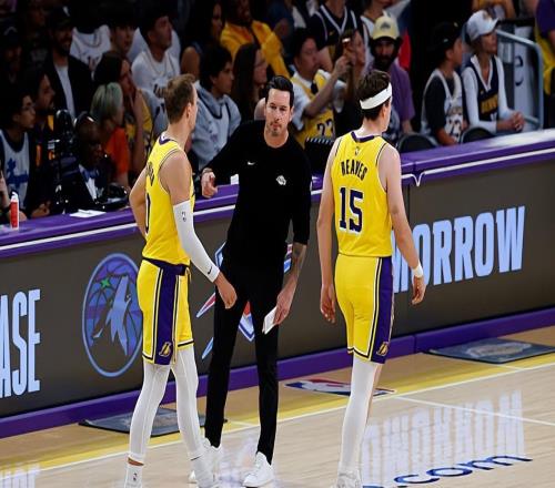 防守弱點被放大了！湖人后場新援最近兩場比賽的效果很不理想