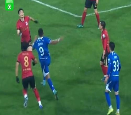 南京城市21逆轉(zhuǎn)長(zhǎng)春亞泰，澤維托爾破門、余夢(mèng)輝建功