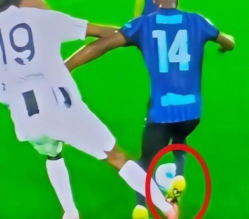 明目張膽黑國米，藍(lán)黑軍團(tuán)遭遇各種不公判罰