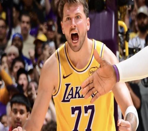 東契奇談絕殺：看到包夾我選擇了撤步，我對自己的投籃有信心