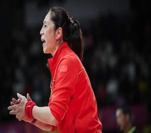 宮魯鳴下課誰能接手女籃3大名宿成熱門人選，3選1，最快8月上任