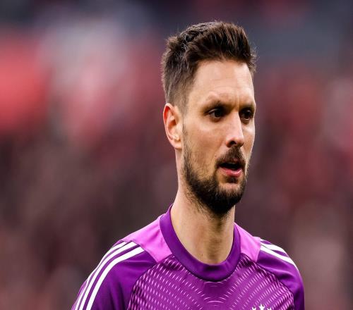 拜仁官方：烏爾賴希右內(nèi)收肌肌束撕裂三位門將全部受傷